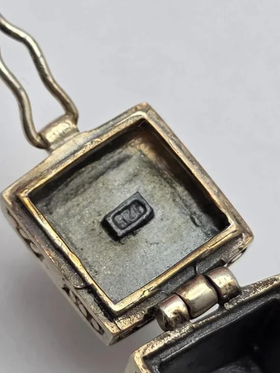 Sterling Silver 925 Prayer Box Pendant Charm Opening Filigree 14.6mm Vintage - Picture 9 of 10